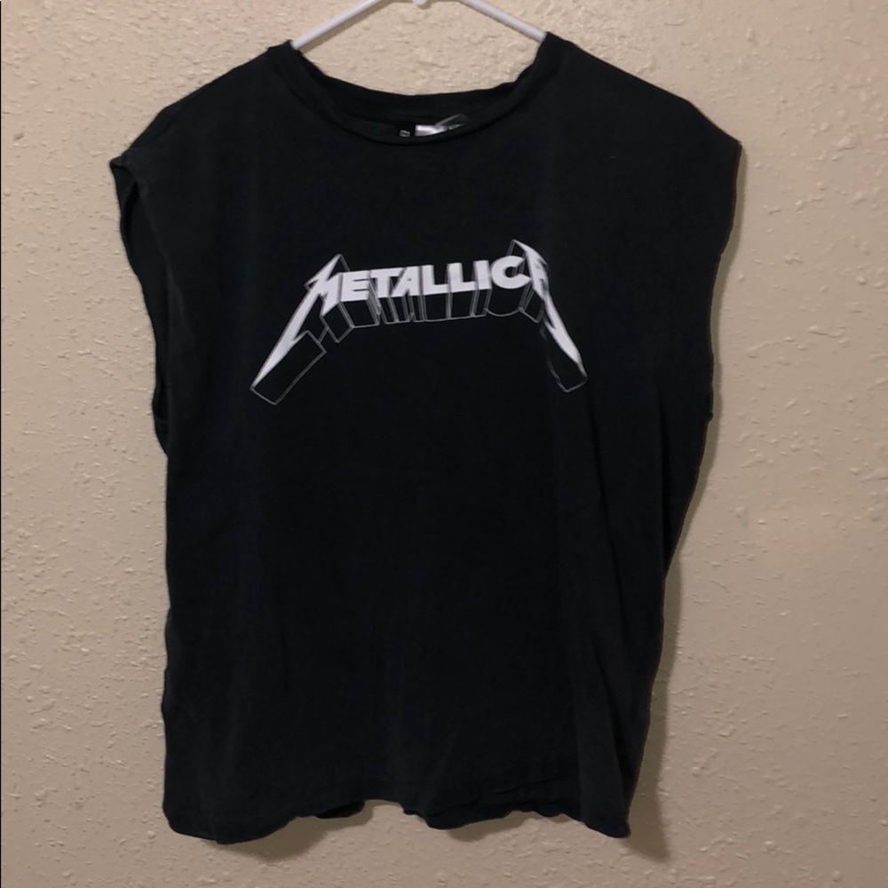 women’s tank